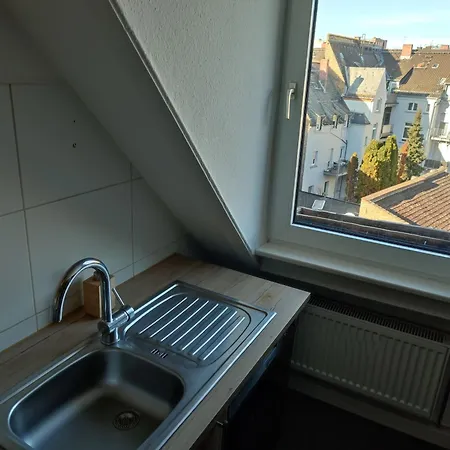 Big, Cozy And 24 H Check In